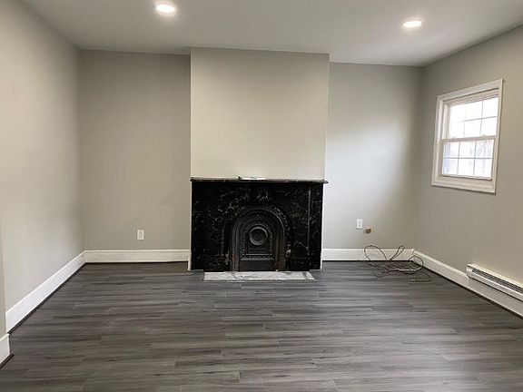 4th image of 50 Cottage St #1