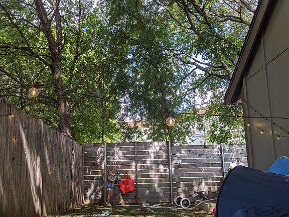 4th image of 1402 Bridgeway Dr APT A