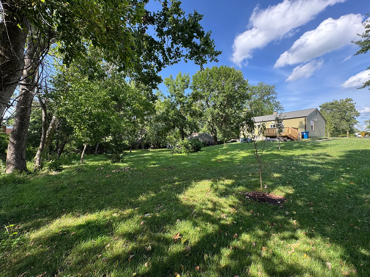 229 Ramsey Ln — Photo 3