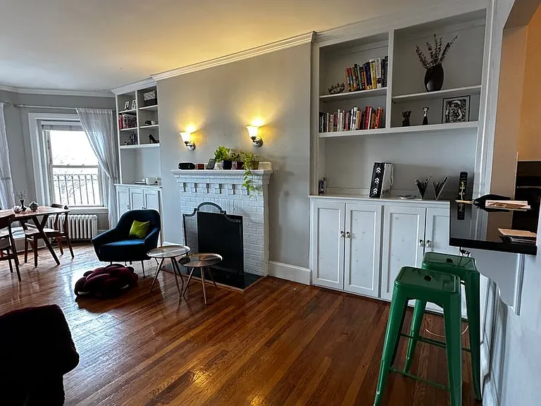 456 Beacon St #10 — Photo 9