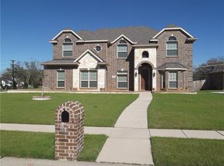409 Sunrise Dr, Kennedale, TX 76060