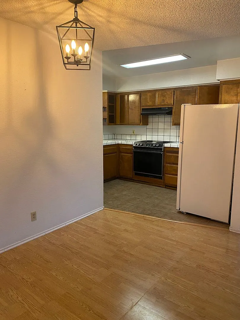 Rid495 1-4 — Photo 3
