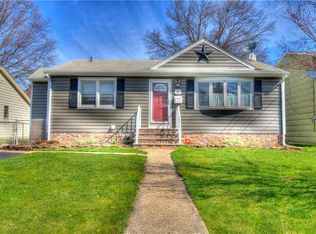 21 Jefferson Blvd, Edison, NJ 08817