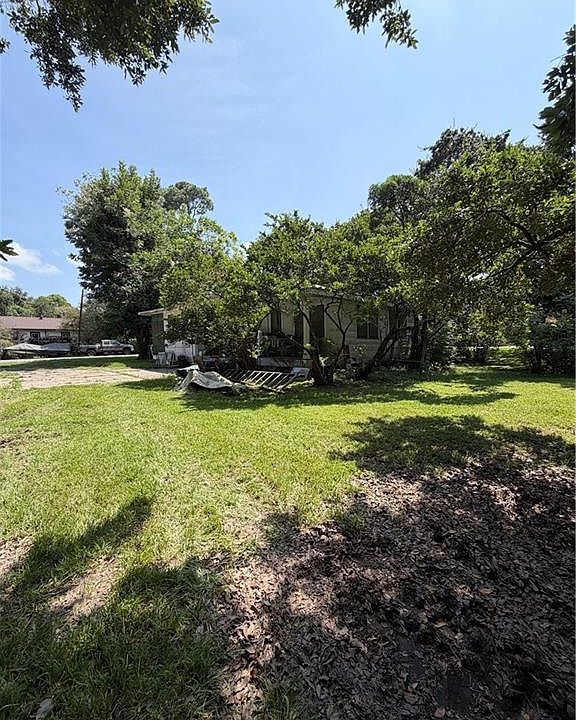 1st image of 119 Lorraine St