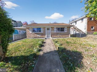 2136 S Monroe St, Arlington, VA 22204