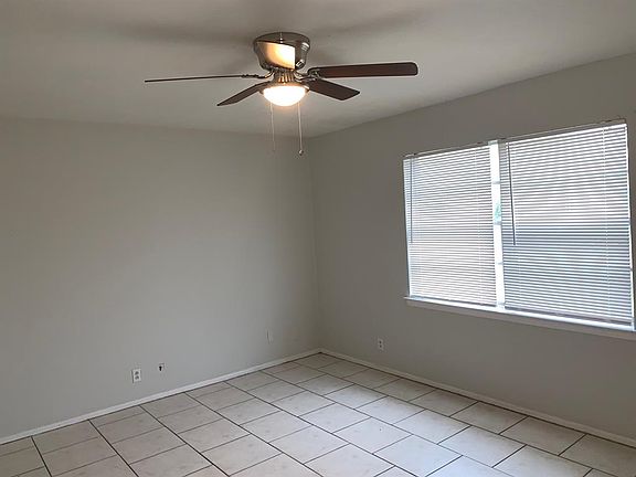 2nd image of 317 Evelyn Dr