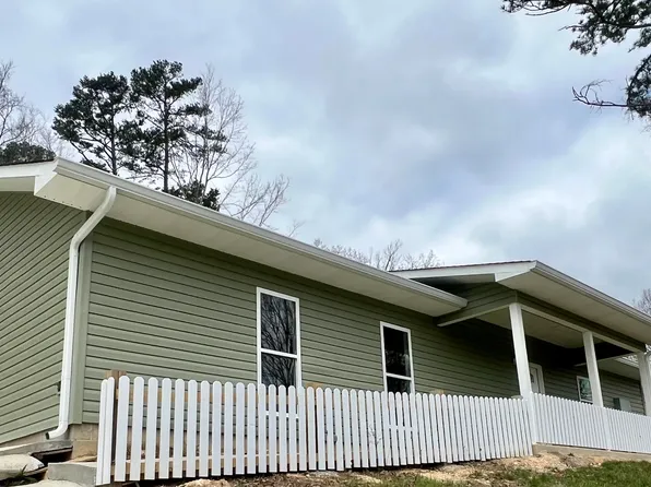 1032 Woodgate Rd, Ringgold, GA 30736