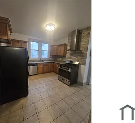 70 N Willow St #1