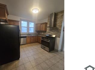 70 N Willow St APT 1, Montclair, NJ 07042
