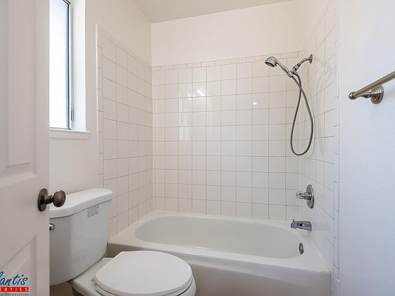 5th image of 5520 Camden Ave #4