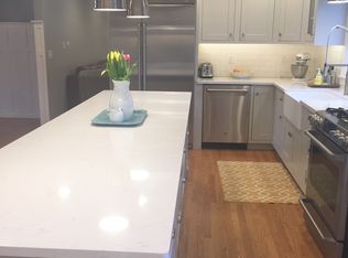 1456 Sherwood Dr, Valparaiso, IN 46385