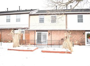 170 Stepping Stone Ln, Orchard Park, NY 14127