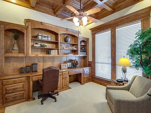 5th image of 2028 Bantry Dr