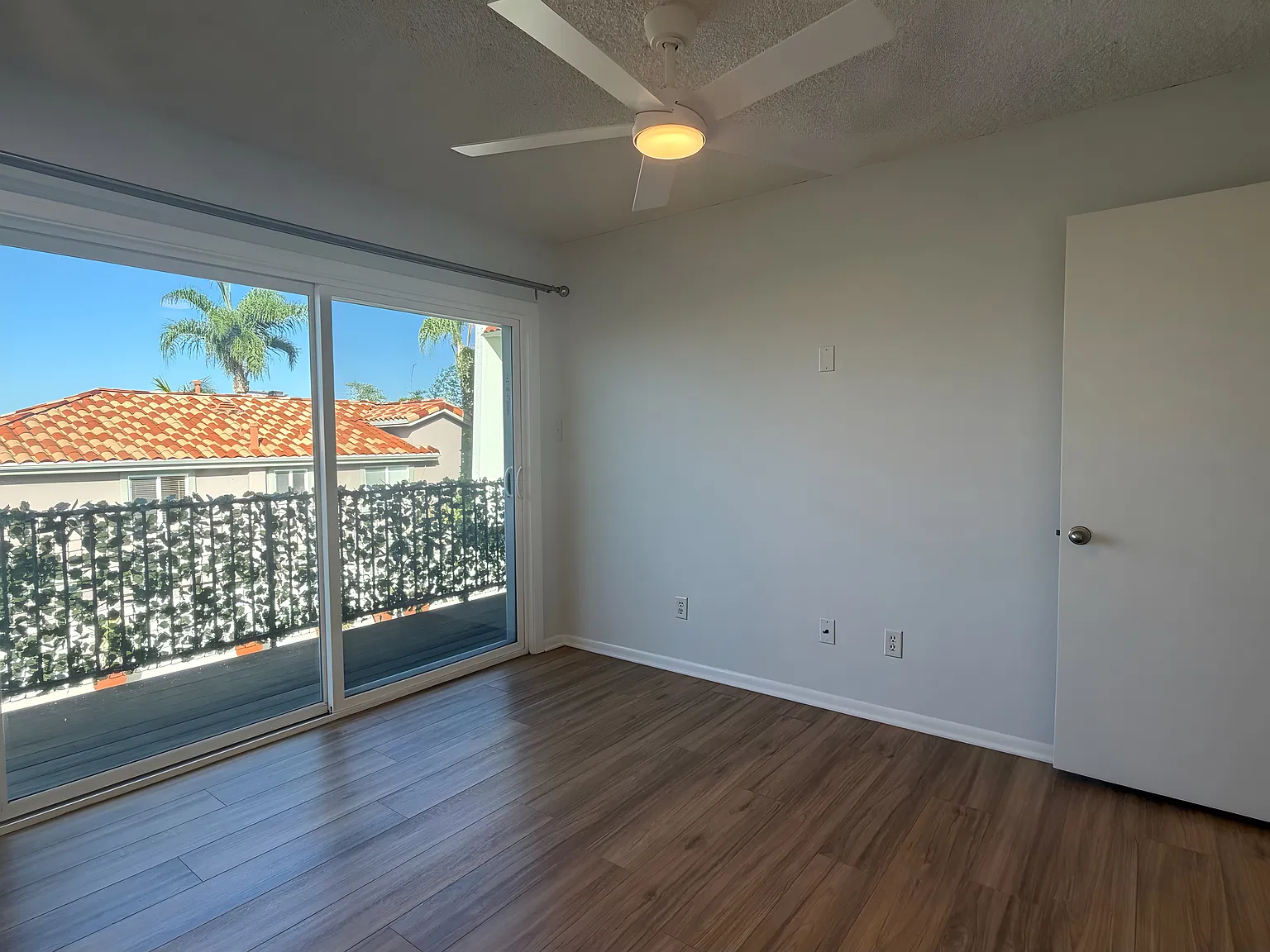 2 bed, 1350 sqft, $3,895 — Photo 3