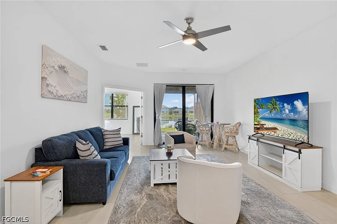 2 bed, 2.0 bath, 1564 sqft, $2,500 — Photo 4