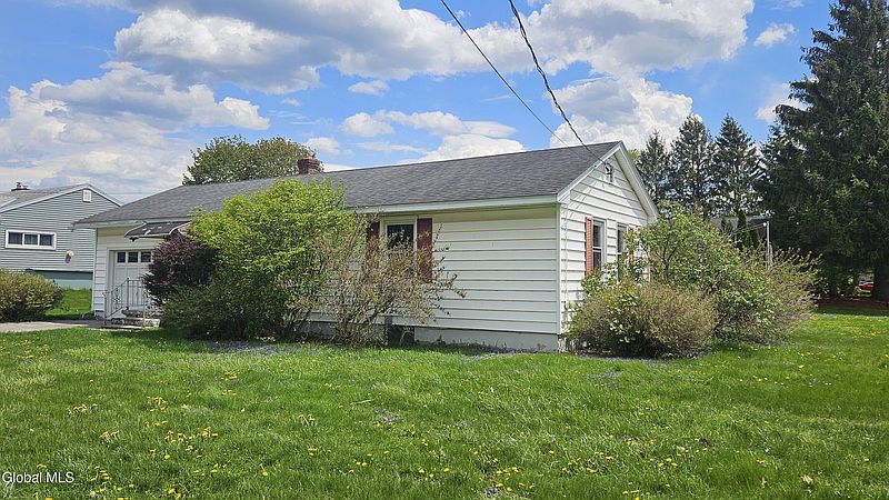 3rd image of 77 Chapel Place