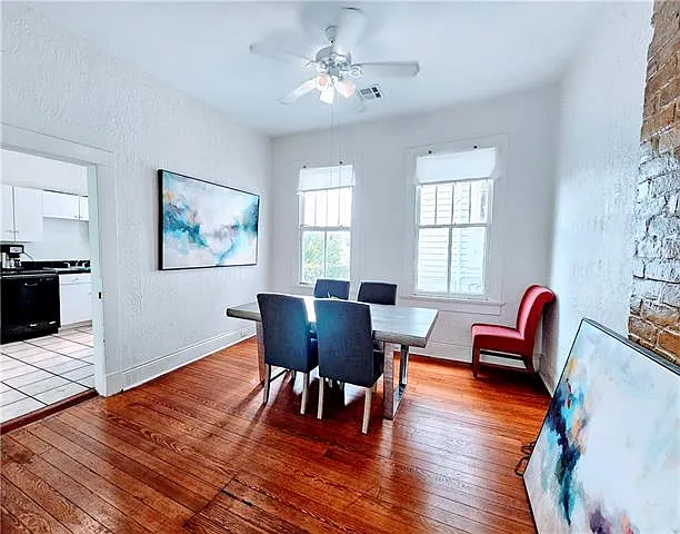 3935 Coliseum St — Photo 11