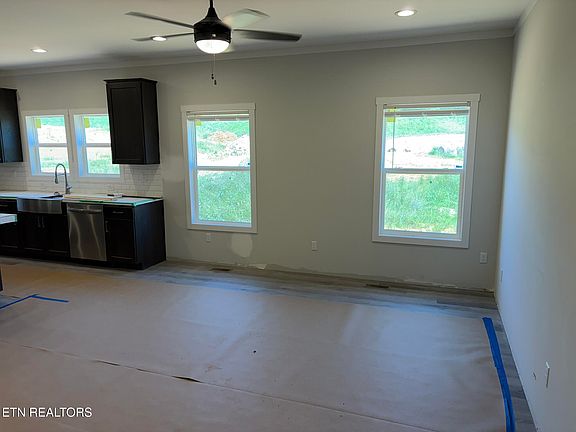 5th image of 3973 Crimson Clover Ln