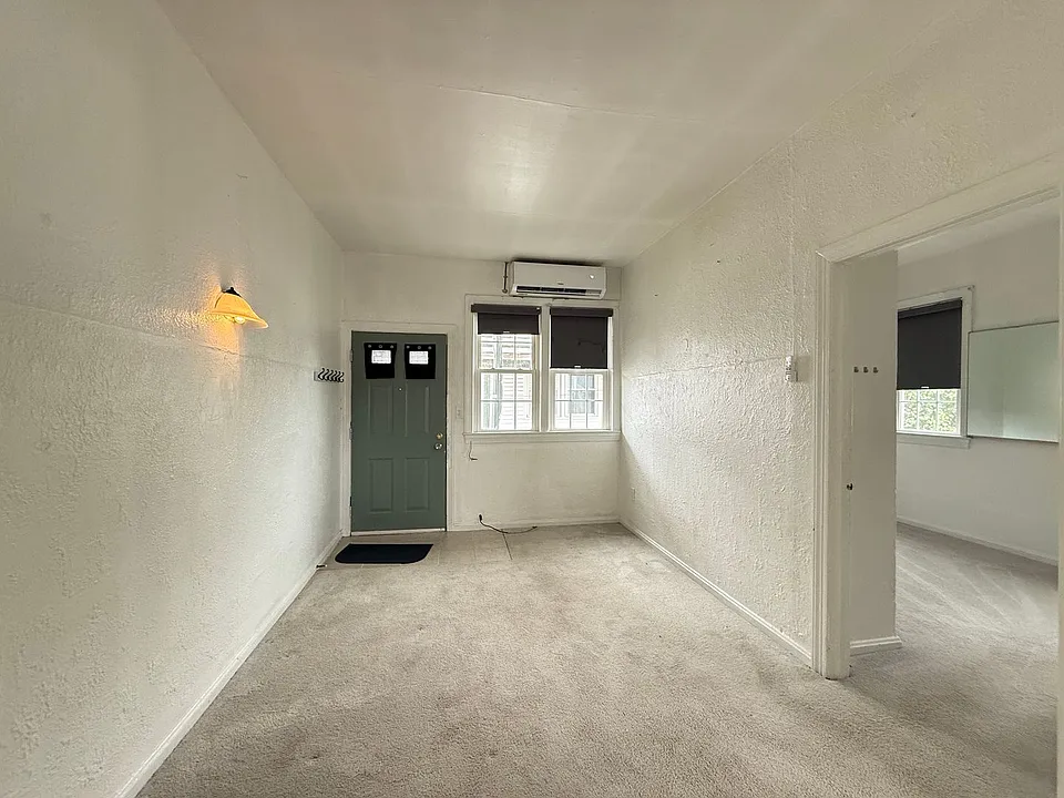 305 4th Ave