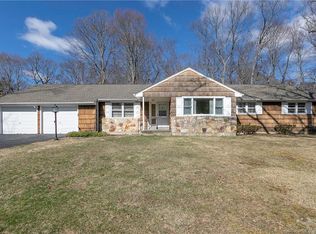 265 Lantern Rd, Stratford, CT 06614
