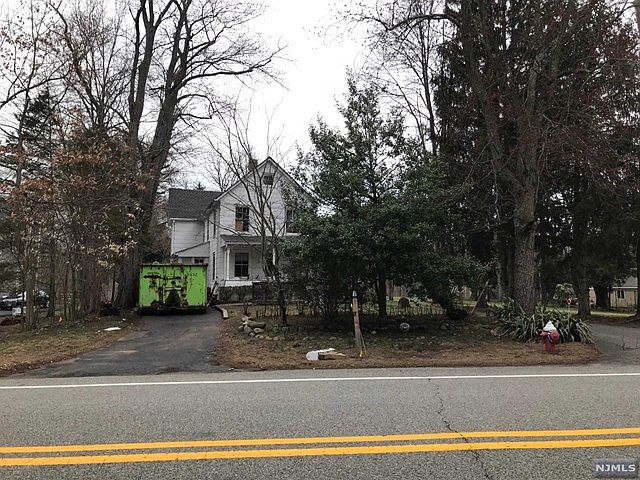 1st image of 726 Westwood Ave