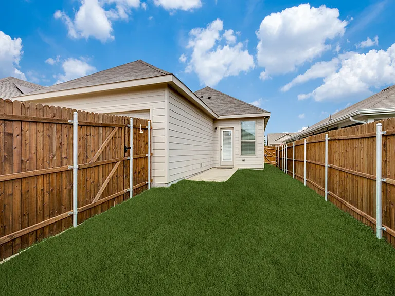 2804 Bursera Ln — Photo 11