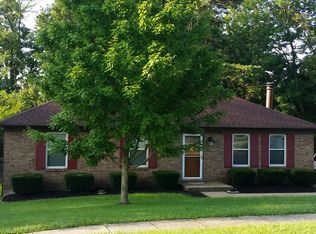 10914 Oak Harbor Dr, Louisville, KY 40299
