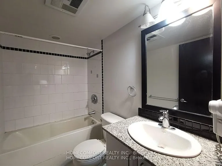 33 Sheppard Ave E #2007 — Photo 16