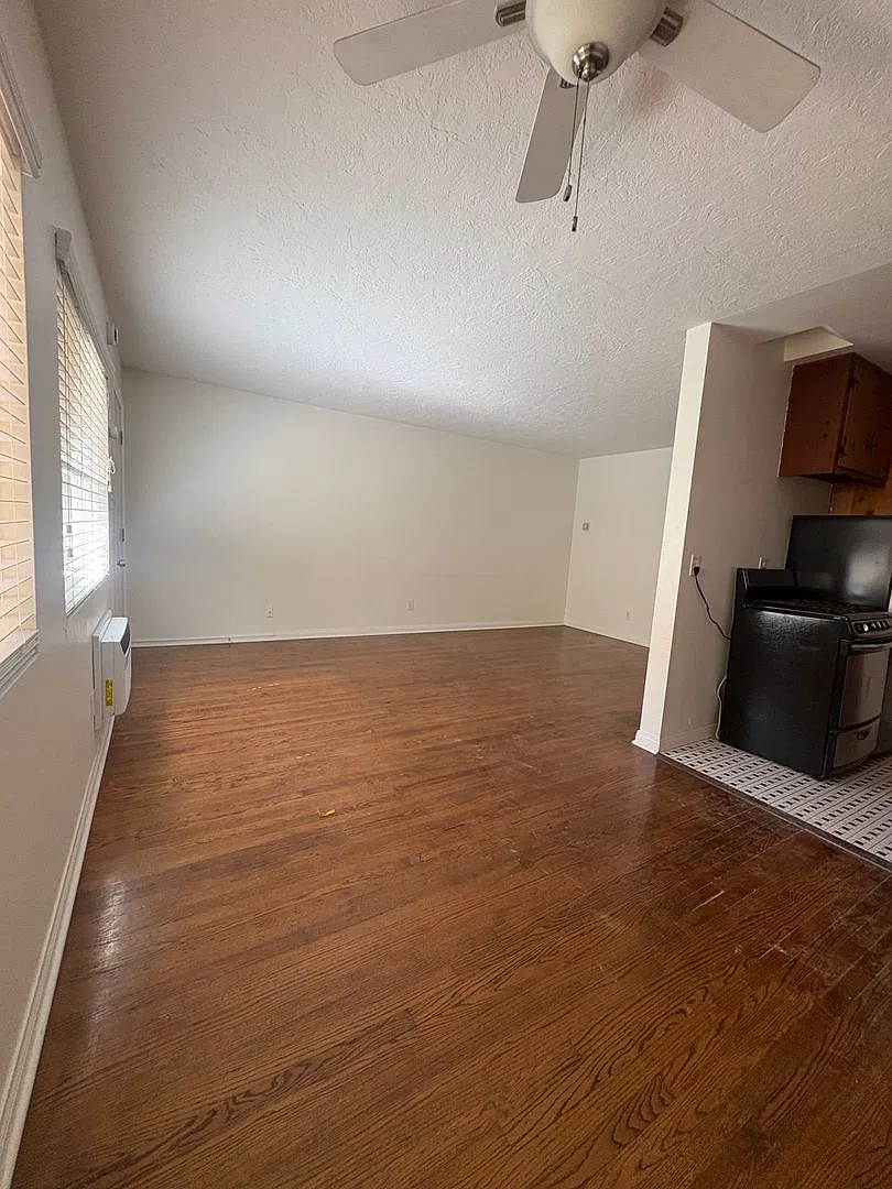 4621 North Ave. — Photo 4