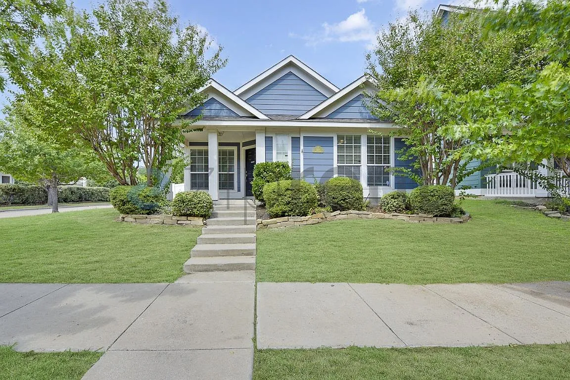 3 bed, 1517 sqft, $2,300 — Photo 1
