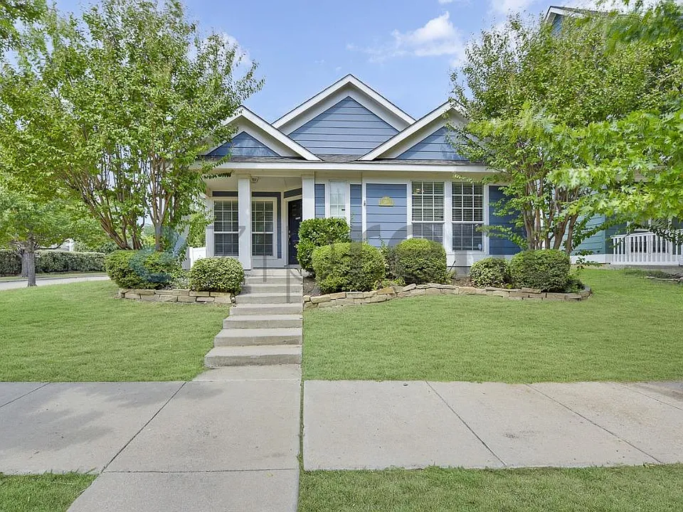 1201 Hayden Ln