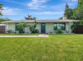 737 NW 3rd Ave, Boca Raton, FL 33432