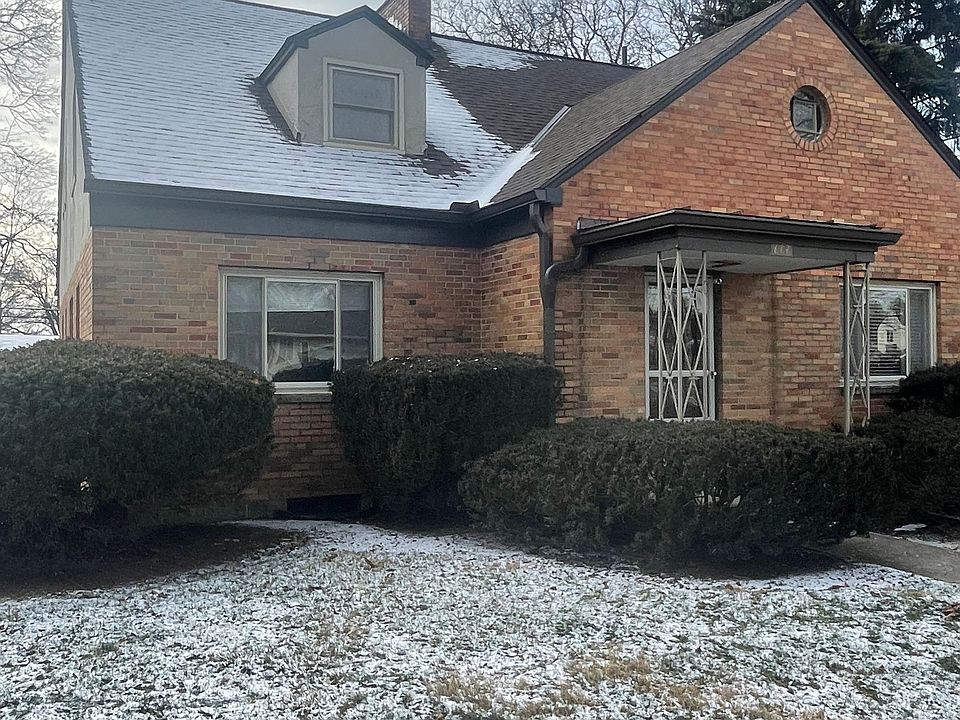 2nd image of 117 Fairlawn Dr #B