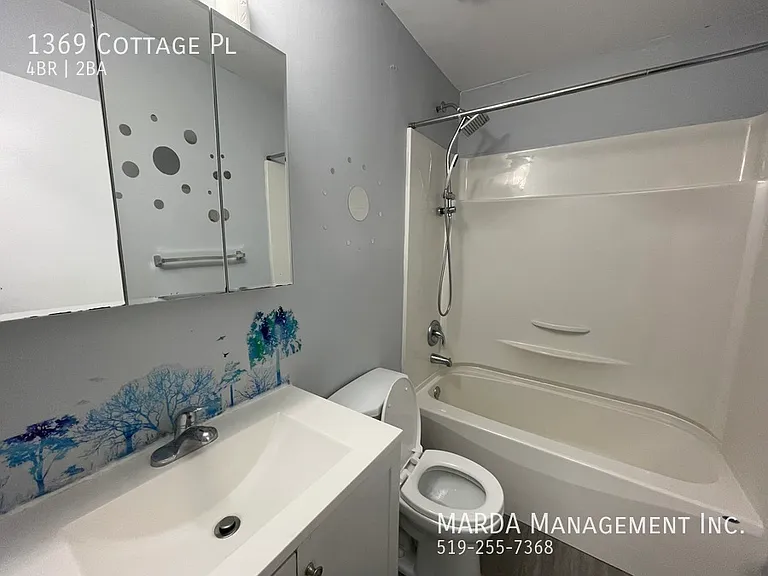 1369 Cottage Pl — Photo 10