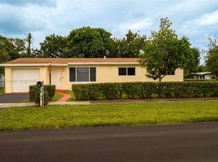 17941 NW 9th Ave, Miami Gardens, FL 33169