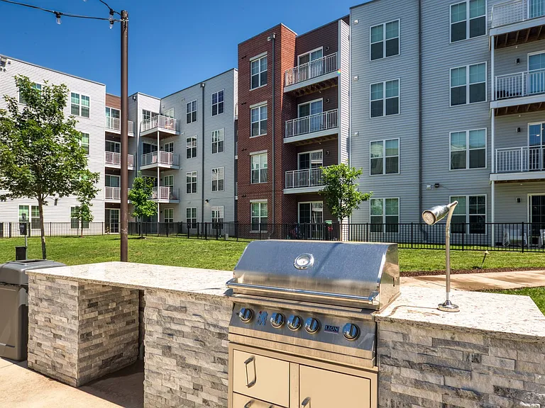Triton Glen — Photo 13