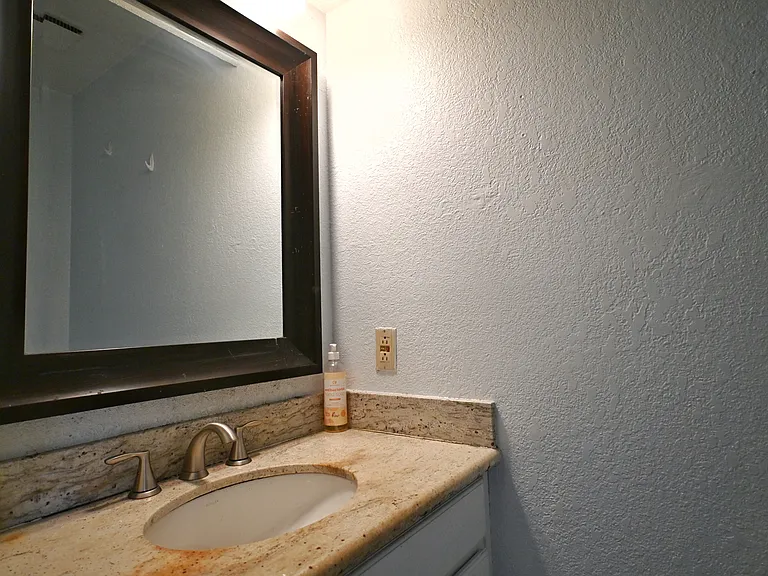 463 W Estudillo Ave — Photo 7