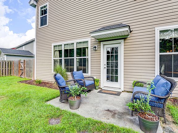 4th image of 341 Sanctuary Park Dr