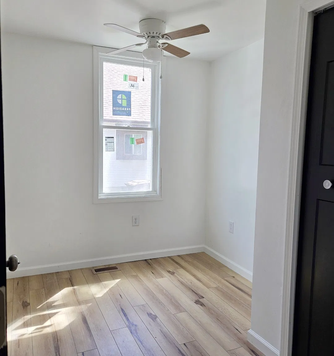 3 bed, 800 sqft, $1,400 — Photo 4