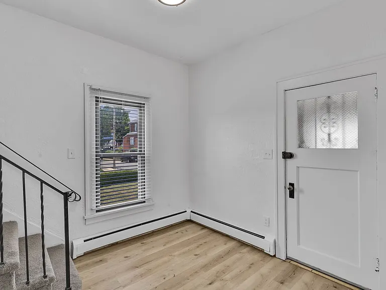 1002 Fordham Ave — Photo 23