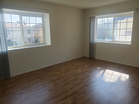 4th image of 1111 S Corning St APT 202