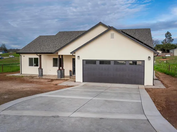 2775 Village Dr, Ione, CA 95640