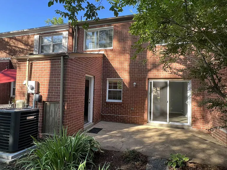 4407 Bennett Ln — Photo 32