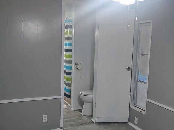 5th image of 837 Troy Hwy #5