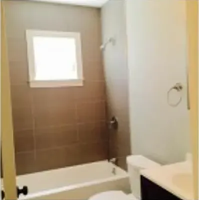 3 bed, 1.5 bath, 9999 sqft, $3,600 — Photo 3