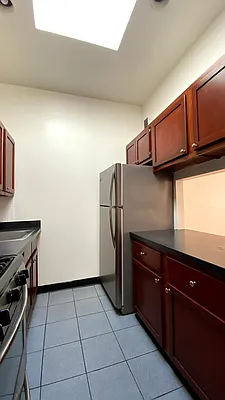Rented by Douglas Elliman | media 14