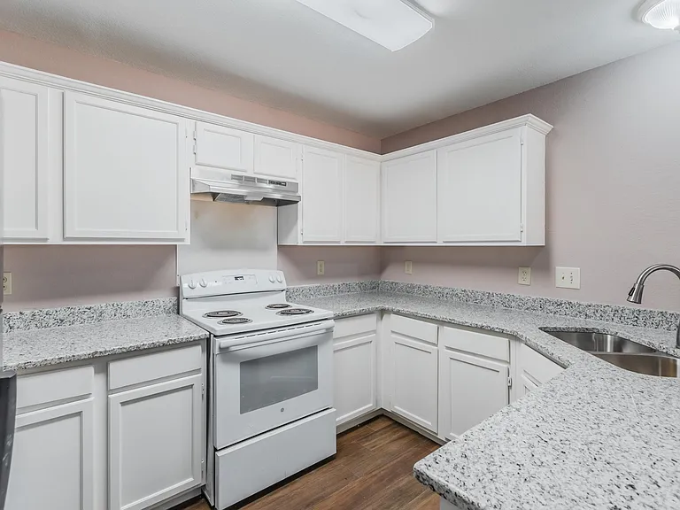 2304 Cuesta Ln — Photo 5