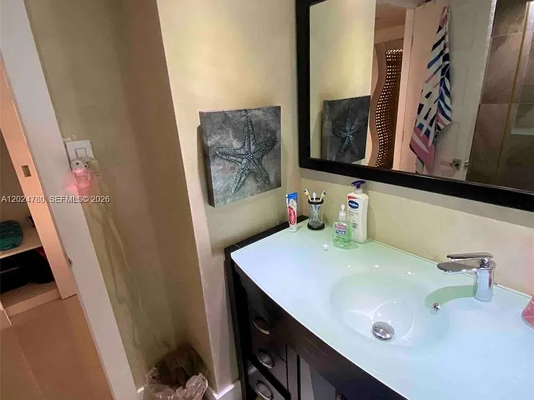 18081 Biscayne Blvd #1904 — Photo 27