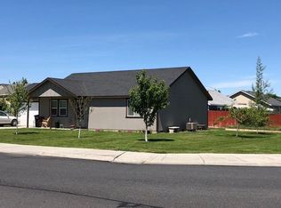 1300 W Virginia St, Moses Lake, WA 98837