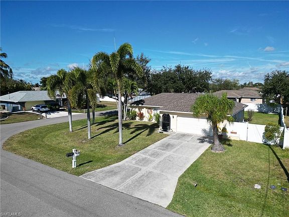 3rd image of 1401 SE 19th LN